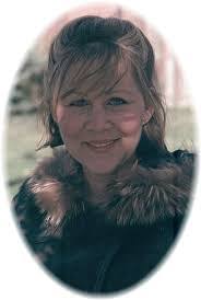 Lisa Laub's Instagram, Twitter & Facebook