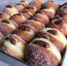 Recette Bomboloni Delicieux Beignets Italiens En Video Recette Beignets Italiens Recette Recettes De Cuisine