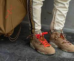Travis scott has quickly become the biggest collaborating artist with nike and air jordan. Travis Scott Air Jordan 6 British Khaki Dh0690 200 Release Date Sbd