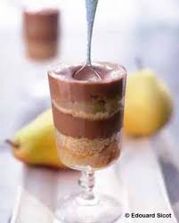 Vrai Faux Tiramisu Aux Poires Pour 5 Personnes Recettes Elle A Table Recette Tiramisu Poire Recette Entremet Desserts Aux Fruits