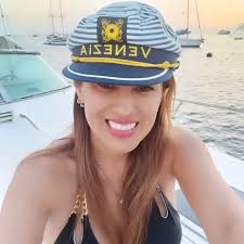 Dra Katherin Carreño Ferrer (@dra.katherin_cf) • Threads, Say more