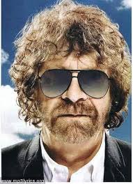 Jeffrey „Jeff“ Lynne, OBE Geboren am 30. Dezember 1947 in Birmingham  britischer Musiker und Musikproduzent, vor allem bekannt als  Gründungsmitglied des Electric Light Orchestra (ELO). Außerdem war er  Mitglied der Bands The