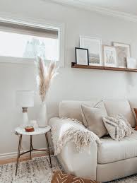 Such A Cool Living Room I Love The Mix Of Eclectic Patterns Modern Farmhouse Living Room Decor Living Room Decor Apartment Farm House Living Room