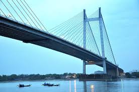 Find calcutta pictures and calcutta photos on desktop nexus. Hd Wallpaper Grey Bridge With Boats Under Calcutta Kolkata Hooghly River Wallpaper Flare