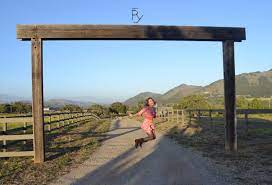 Driveway entrance ideas of ranch designs rural gate entrances country entry. Santa Ynez Weekender Farm Gate Entrance Farm Entrance Wood Fence Gates