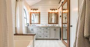 19 Decor Must Haves For A Small Farmhouse Bathroom