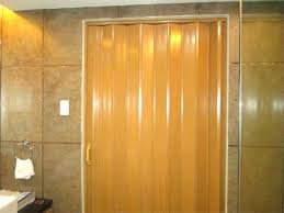 10 best bathroom doors of july 2021. Doors For Toilet And Bathroom 64 Photos Plastic Glass And Moisture Proof Models In The Bathroom Installation Of Structures In The Cut Off Corner Of The Bathroom In Size