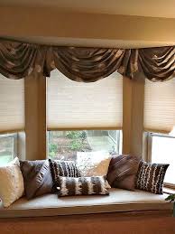 Glorious Bay Window Decorating Ideas For Elegant Bedroom Traditional Design Ideas With Window Treatments Living Room Bay Window Treatments Living Room Windows