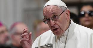 El papa se reunió con juan cruz, víctima de pederastia del exsacerdote chileno fernando karadima el propio cruz dio a conocer este encuentro en su cuenta de twitter y agradeció al papa francisco su nombramiento en la comisión pontificia para la protección de menores. Francisco Expulso De La Iglesia Al Cura Chileno Karadima Condenado Por Abuso Sexual