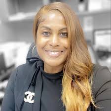 Tara Pickett (@dr.tara_realtor) • Instagram photos and videos