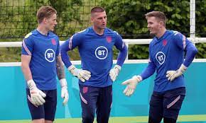 Dean henderson, 24, from england manchester united, since 2020 goalkeeper market value: Z2ddobe0qqjlym