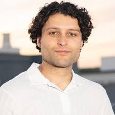 Monty Wiggins's Instagram, Twitter & Facebook