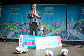 Versandkostenfreie lieferung ab €75 (eu & ch) bevorzugtes zahlungsmittel. Copenhagen Announces Plan For Euro 2020 Fan Zone The Local