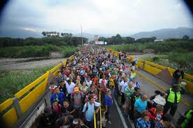 Es #venezuela la que ha pedido razonabilidad, comunicación y coordinación a #colombia desde hace 3 años. Aumenta La Crisis De Los Migrantes Venezolanos Acusados Por Maduro De Bioterrorismo El Espectador