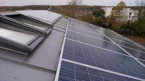 Panouri fotovoltaice iarna 2017 invertor, regulator,.mod de functionare iarna luna febroarie instalare sistem fotovoltaic idella pentru masina electrica si pentru casa beneficiarul. Casabuhnici Avem Curent Gratis Despre Fotovoltaice George Buhnici