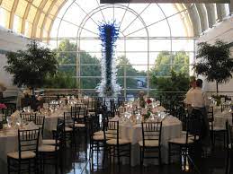 Fabulous Wedding Receptions At The Missouri Botanical Garden Monsanto Hall Botanical Gardens Wedding Botanical Gardens Missouri Botanical Garden