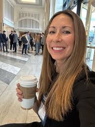 Suzanne Spiller's Instagram, Twitter & Facebook