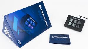 Since not everyone needs 15 configurable keys, the company has released a smaller device with six keys.for. Elgato Stream Deck Mini Review Elgato Stream Deck Mini Review Box Contents Jpg