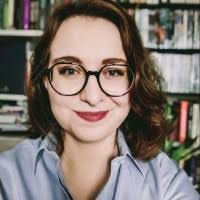 1100+ "Lippã©" profiles