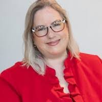 Colleen Hamilton's Instagram, Twitter & Facebook