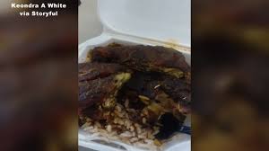There are 377 maggots for sale on etsy, and they cost 16,80 € on average. Viral Video Woman Finds Maggots In Jerk Chicken Dish From Florida Restaurant Abc7 New York