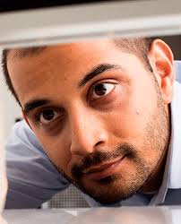 Saline Water-Based Mineralization Pathway for Gigatonne-Scale CO2  Management