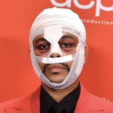 In a recent interview, the. Amas 2020 What Happened To The Weeknd S Face Plus The Best Celeb Beauty Moments Buro 24 7 Malaysia