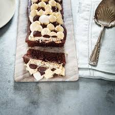 Gateau Au Chocolat Croquant Aux Amandes Et Au Caramel Ricardo Recipe Decadent Chocolate Desserts Caramel Cake Chocolate
