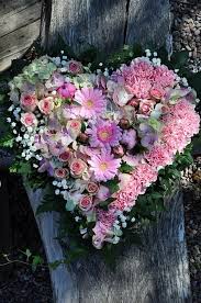 Sending flowers to a funeral already shows your. 40 Creative Flower Arrangement Ideas Hative
