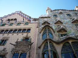 dragon house barcelona dragon house house styles casa batllo