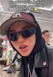 La prima live di TikTok con Maria Di Mare Fuori