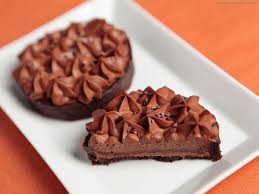 Tartelette Chocolat Noir Et Praline Feuillete Recette Chocolat Recette De Tartelette Recette Dessert