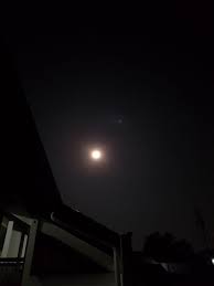 Hikmah dibalik mengapa allah menurunkan hujan dari langit islam kafah. Cerahnya Langit Malam Cokelat Dan Hujan