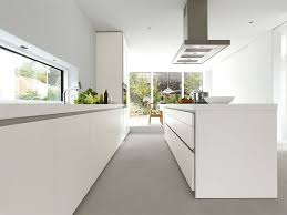 Grifflose Designkuche B1 Mit Insel In Weiss Bulthaup Kuchen Kuchen Design Bulthaup Kuchen Haus Kuchen