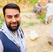 وینی باز هم به هوادار های والنسیا عدد دو را که بیانگر اینکه بروید به دسته  دو سقوط کنید را نشان داد والنسیا دیگه واقعا خیلی یک تیم پر از حاشیه است