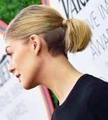 10 Undercut Bob Ideas To Bolden Your Days Fashionisers C Undercut Hairstyles Short Hair Undercut Short Hair Styles