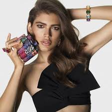 › valentina sampaio in the news: Valentina Sampaio For Judith Leiber Metro Models