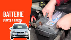 Batterie Wechseln Fiesta 5 1 3 Duratec Youtube