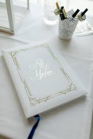 Heute haben wir mal wieder einen ikea hack für euch und zeigen euch ein tolles diy geldgeschenk zur hochzeit im ribba rahmen. Gastebuch Hochzeit Tolle Inspirationen Und Ideen I Weddyplace