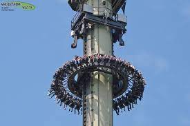 This modification was accomplished by a company called intamin between october 2002 and april 2003 at a cost of €7.5 million. Scream Heide Park Resort Freizeitpark Welt De