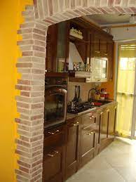 Quanto costa un bagno moderno? Smozzicato Arco No Mattoni A Vista Arredamento Arredo Interni Cucina
