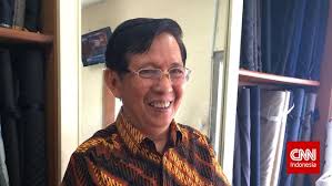 Sejauh ini, peran penjahit dalam penciptaan busana masih dominan. Penjahit Legendaris Di Hari Bersejarah Jokowi