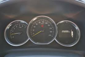 Oba modely spolu s oplastovanejším a drsnejším sanderom stepway, vyšším o 41 mm sú postavené na rovnakej platforme. 25 000 Km Cu Motorul 1 0 Sce Nnn Autoblog