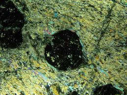 Jadeite In A Garnet Glaucophane Schist Rock Library Imperial College London This Site Has Great Examples Imperial College London Examples Of Rocks Geology