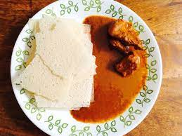 Kori Roti A Traditional Mangalorean Preparation Made With Chicken And Served With Crispy Rice Dosa Food Cooking Rice Crispy