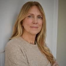 Cindy Sasso's Instagram, Twitter & Facebook