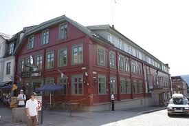 A new york mobster goes into hiding in rural lillehammer in norway after testifying against his former associates. Hotel Scandic Victoria Lillehammer Lillehammer Lillehammer Hotelopia