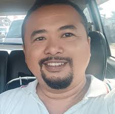 Should I stay in Lombok or the Gili Islands?