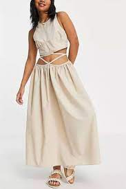 This brand is all about really unique statement pieces that you can scatter around your home to look effortlessly cool. 9 Best Petite Clothing Brands For Fashionable Petite Women Glamour Uk