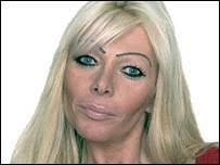 Lea Walker's Instagram, Twitter & Facebook